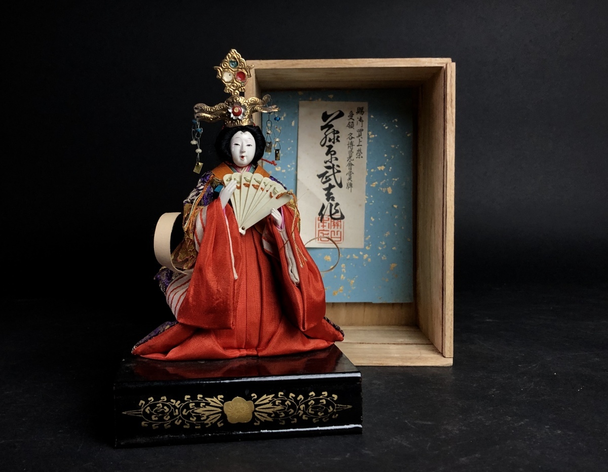 Antique GOFU HINA Empress Japanese Girl Doll NINGYO Imperial Crown